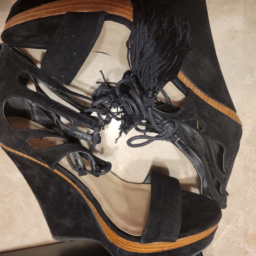 Just Fab Size 11 Black Wedges